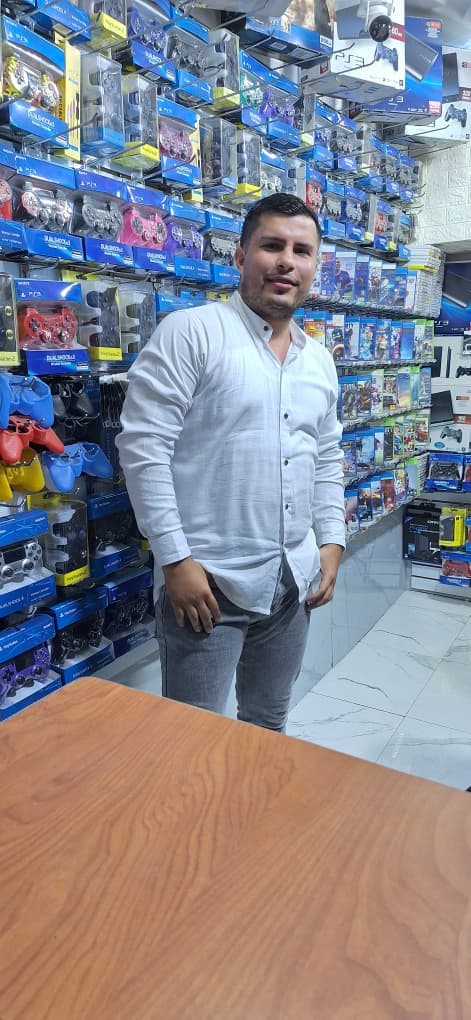 Adrian - Fundador de WorldGameKiu